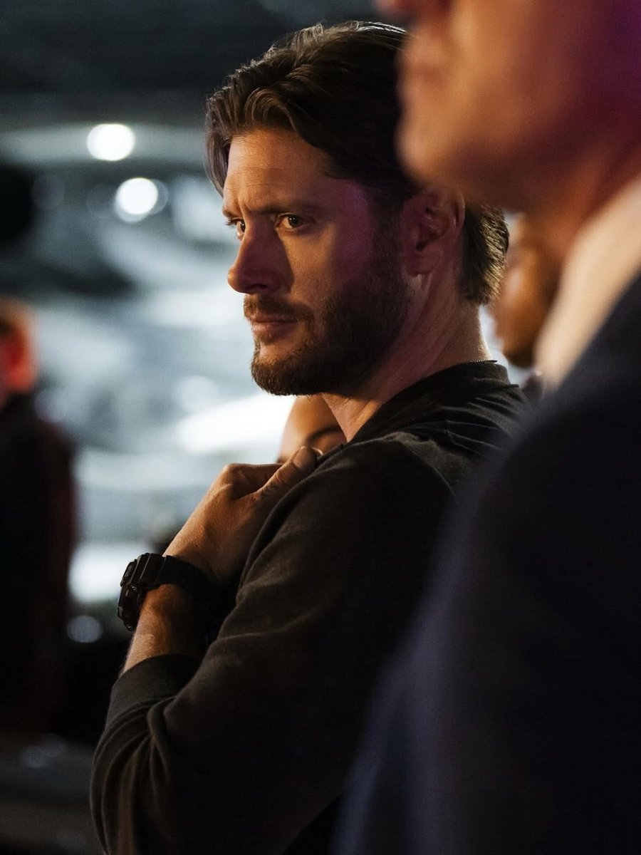cutecatseidel's tweet image. #Countdown and #JensenAckles fans.

Spread the hashtag #SaveCountdown and make it viral. We may get the attention of television networks or other streaming platforms that may pick the show.
It stayed in the top 5 globally for months and @AmazonMGMStudio cancelled it for no reason