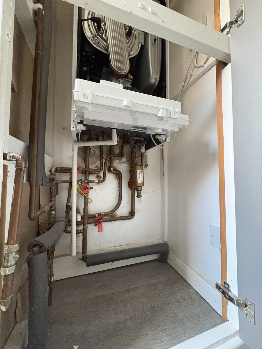 Andy Francis tweet media