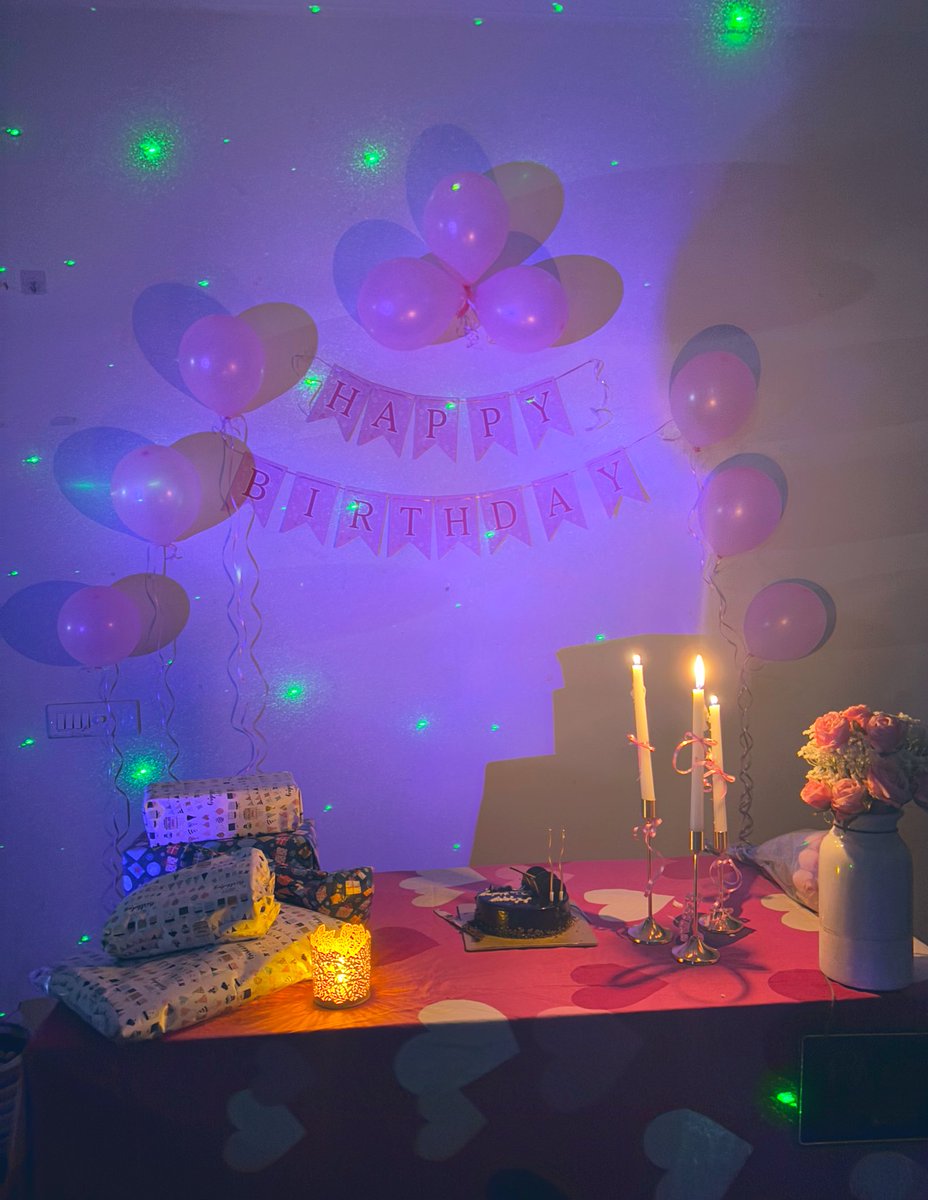 musing_monica's tweet image. rate my decoration✨
