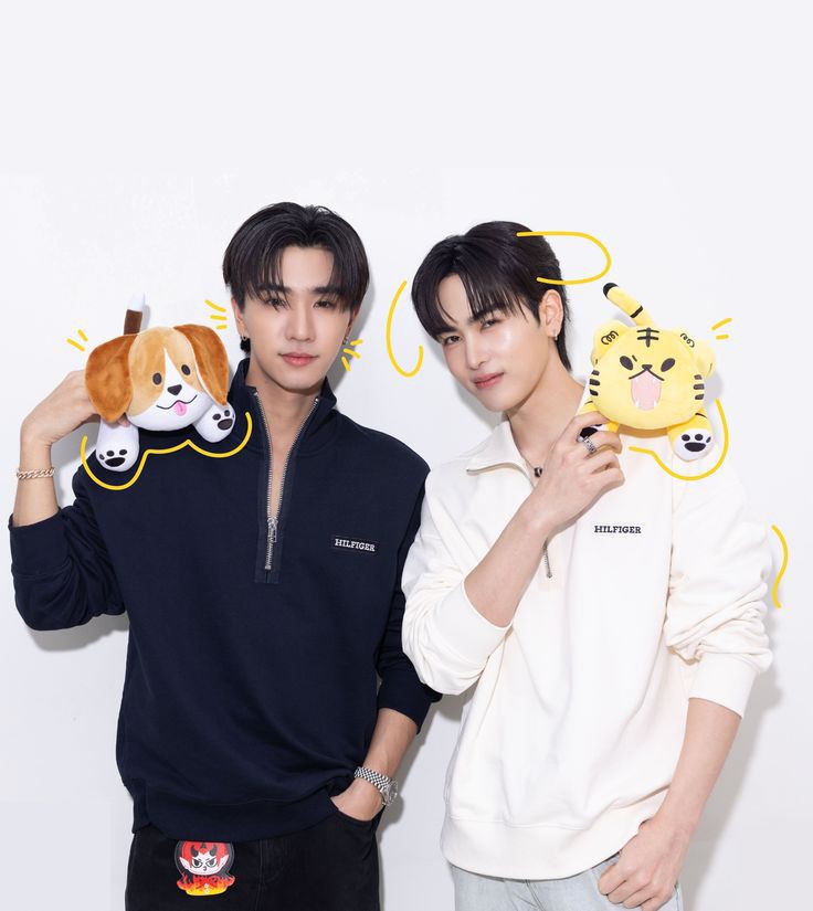 Anny0278's tweet image. Su sonrisa ilumina el mundo, es un placer verlos sonreír.💖

PERTHSANTA P10L VN FANMEET

#Perfect10LinersFMinVietnam
#PerthSanta #เพิร์ธแซนต้า