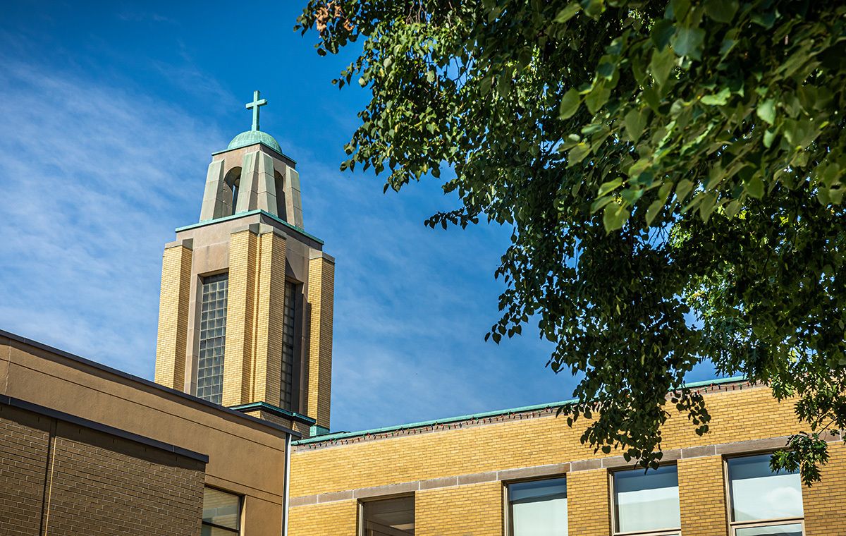 SMCS1852's tweet image. We're hiring teachers!
We're looking to fill a part-time LTO role for a Core English teacher. Learn more about the role and apply: buff.ly/vSrM3M9 
#teacherjobs