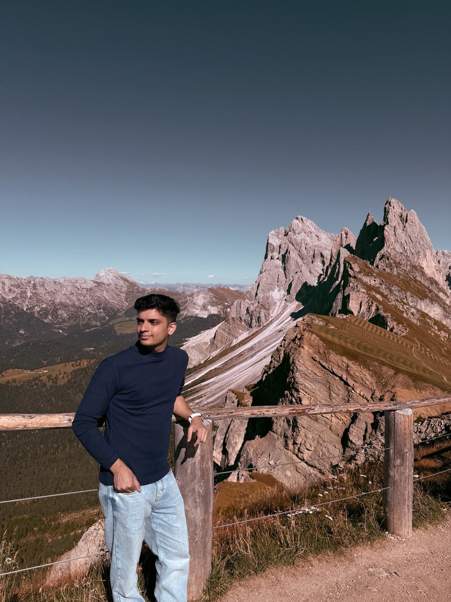 StackAndQueue's tweet image. The 🇮🇹 side of Alps