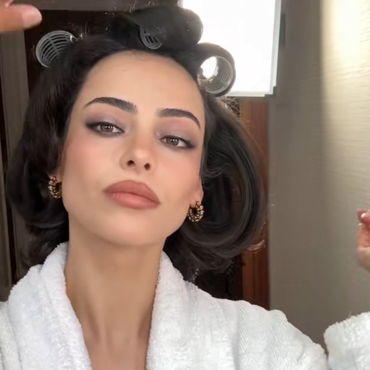 call me gal gadot the way i don’t know how to act, aubri ibrag the woman you are