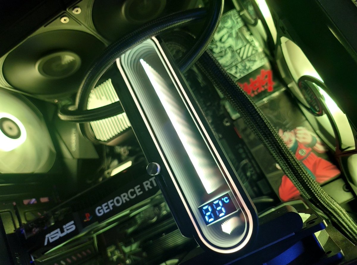 youngmillz82's tweet image. #RGBPCBuild #WatercooledPC #HighPerformancePC
#GamingSetup #Battlestation #DeskSetup #PCSetup
 #PCBuildCommunity #PCModding #RGBPCBuild #GamingSetup #Battlestation  #PCBuilding #CustomPC #GamingPC #BuildAPc  #PCMasterRace #battlefield6 #madden26 #callofdutyblackops7 #ps5 #xbox