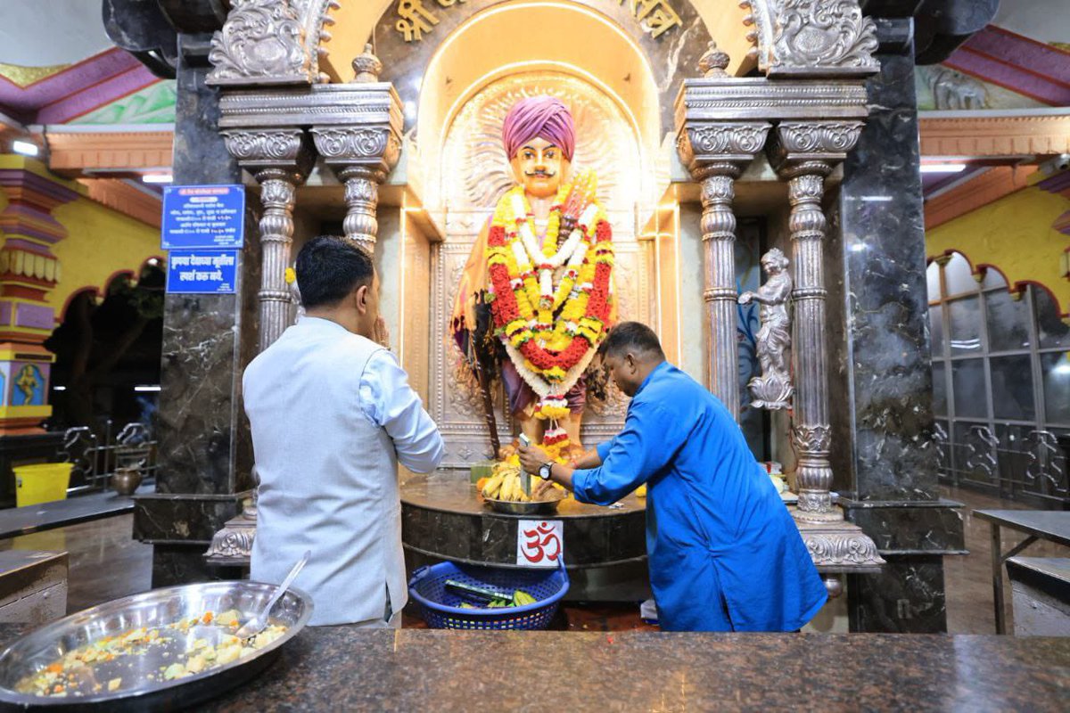 DrPramodPSawant's tweet image. Visited and offered prayers at Shri Maharudra Hanuman Temple and Shri Dev Bodgeshwar Temple, Mapusa.
Sought the divine blessings of Lord Hanuman and Shri Dev Bodgeshwar for the peace, prosperity, and well-being of the people of Goa.