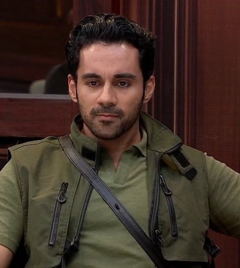 BBossLivefeed's tweet photo. Ranking Poll (Week 7) 

Like &amp; Retweet if you are supporting #AbhishekBajaj 

(Results will be announced tomorrow at 7PM) #BiggBoss19 https://t.co/TeJxbRaEj1