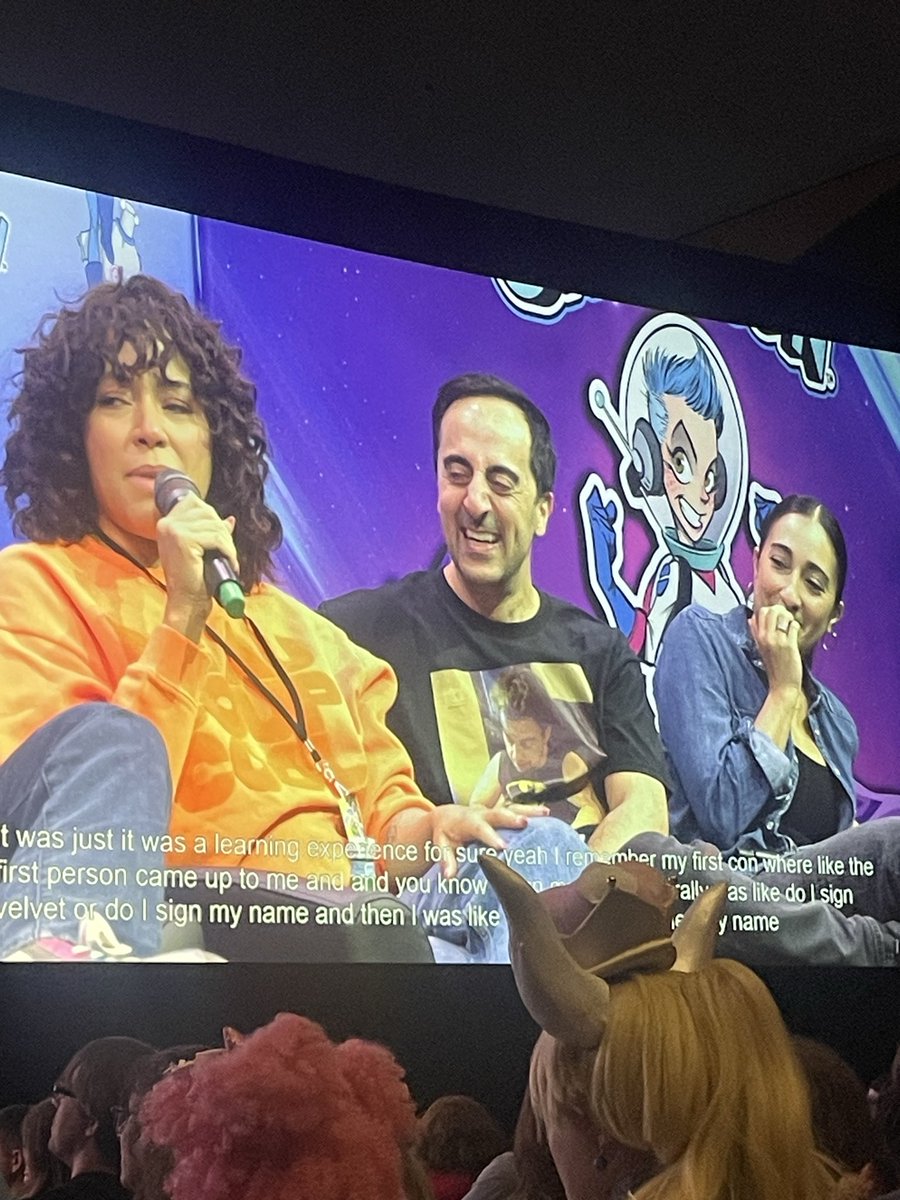 HasbeenHoetel's tweet image. Amir wearing my shirt at the panel today at galaxycon STL!