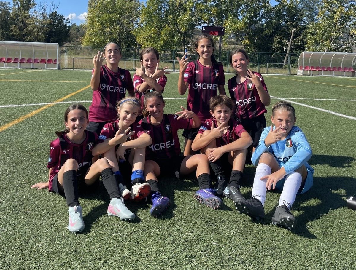 Vic Riuprimer REFO (@vicriuprimer) on Twitter photo 𝗥𝗘𝗦𝗨𝗟𝗧𝗔𝗧𝗦 | Futbol Base
Femení Aleví  “B”
🏆 Primerà Divisió Femení Aleví Grup 1 Jornada 3
Vic Riuprimer Refo “B” 13 - 1 <a href="/CFPalautordera/">CF Palautordera</a> “A”
⚽️⚽️⚽️⚽️⚽️ Núria
⚽️⚽️⚽️⚽️ Queralt
⚽️⚽️ Arlet
⚽️ Estela
⚽️ Bruna
#SomhiVicRiuprimerRefo 🔴⚫️ #JuntsUnEquip #VicActivat 𝗥𝗘𝗦𝗨𝗟𝗧𝗔𝗧𝗦 | Futbol Base
Femení Aleví  “B”
🏆 Primerà Divisió Femení Aleví Grup 1 Jornada 3
Vic Riuprimer Refo “B” 13 - 1 <a href="/CFPalautordera/">CF Palautordera</a> “A”
⚽️⚽️⚽️⚽️⚽️ Núria
⚽️⚽️⚽️⚽️ Queralt
⚽️⚽️ Arlet
⚽️ Estela
⚽️ Bruna
#SomhiVicRiuprimerRefo 🔴⚫️ #JuntsUnEquip #VicActivat