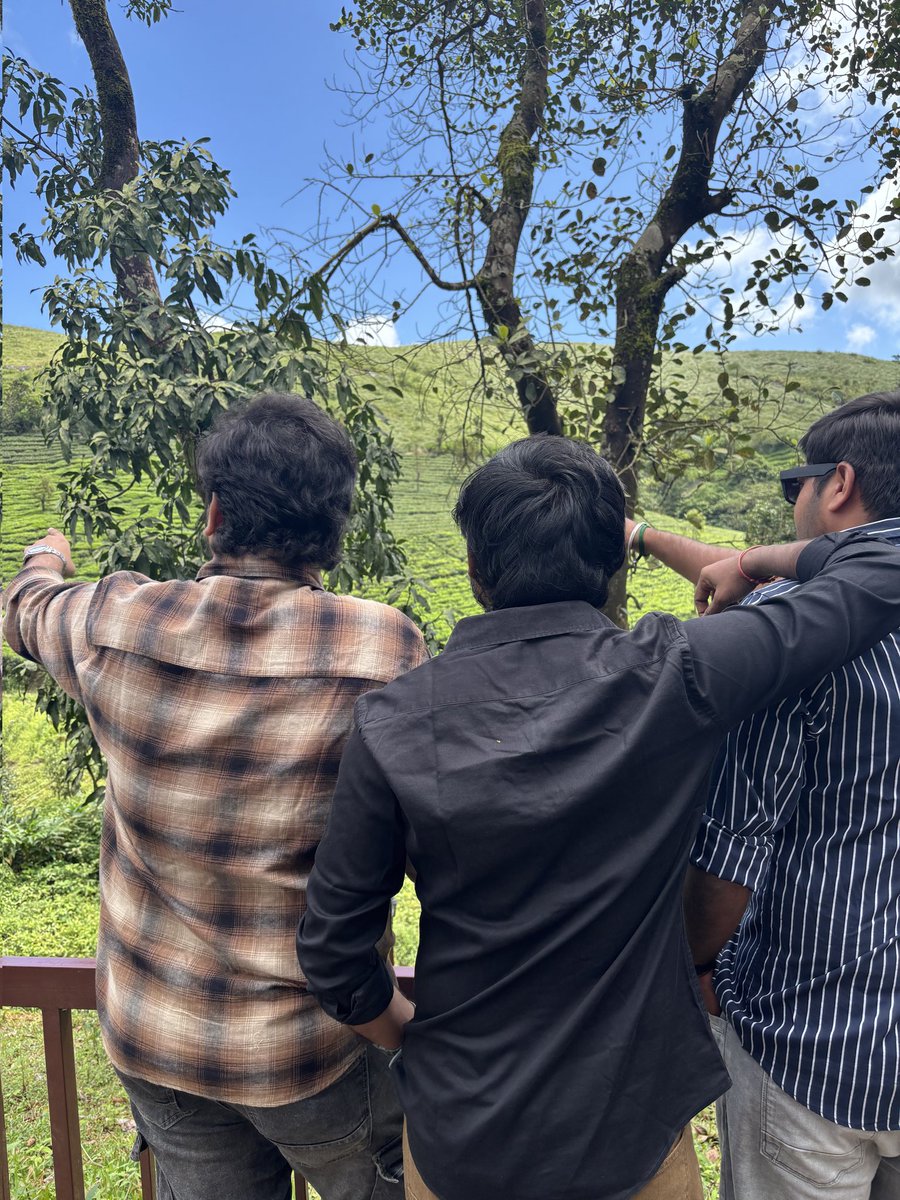 vishnu7303's tweet photo. Every trip had something give positivity #kerala #trip https://t.co/HUZKCXDx2H