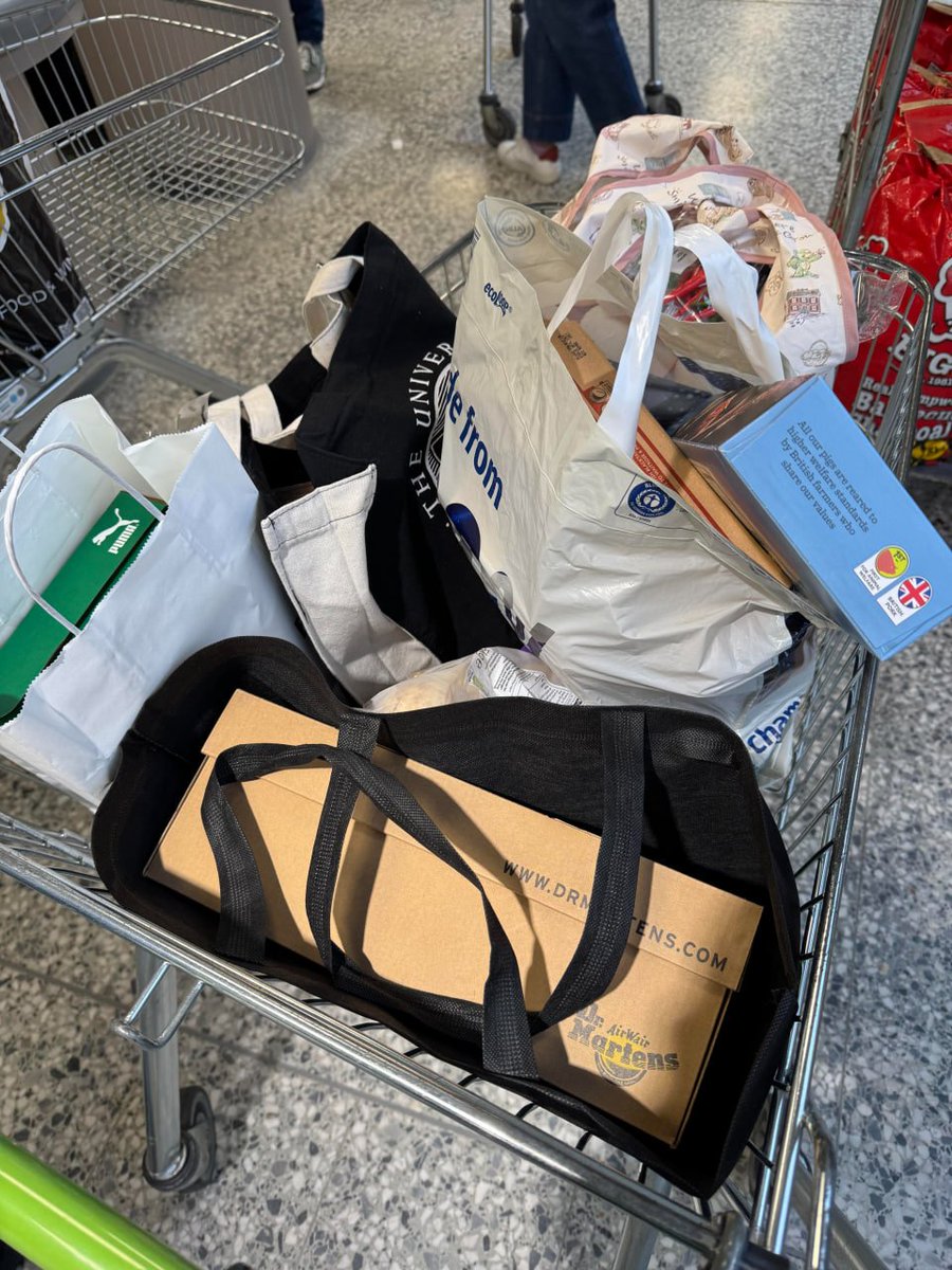 LisaTait12's tweet photo. Haul of the day: cheese, bread, and a little bit of everything 🥖🍈 https://t.co/GvOoOB9cl4