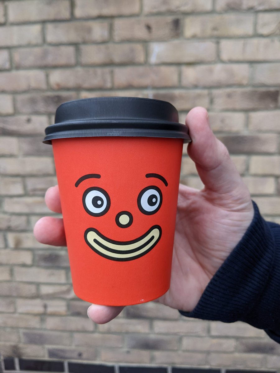 Mari Biscuits tweet media