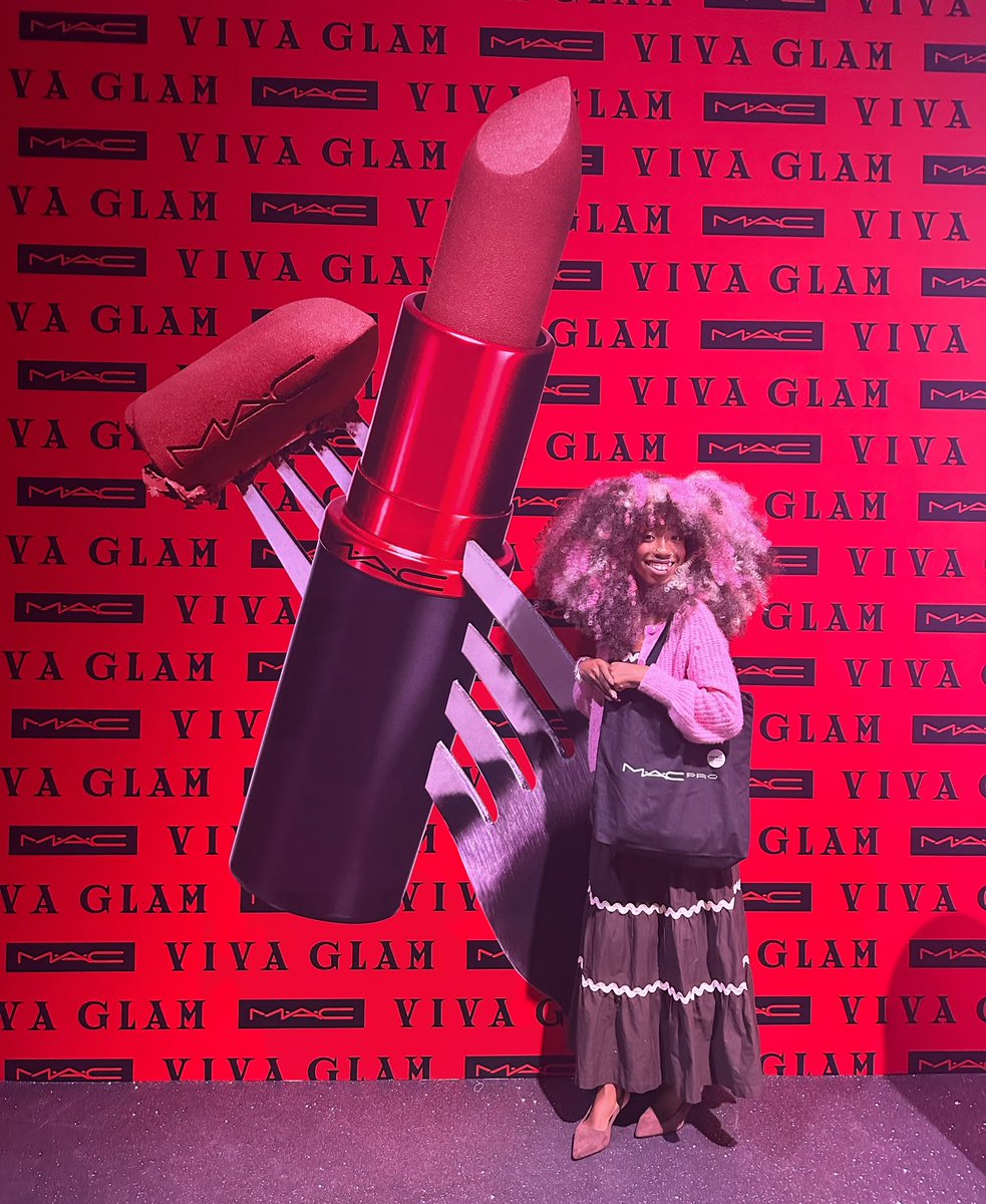 shawtyastrology's tweet image. as a cancer venus &amp;amp; a makeup enthusiast, i had so much fun with you, @MACcosmetics. 💄💕

thank you for the opportunity. i’m grateful. 
#maccosmetics #iwearmac #macpro ✨