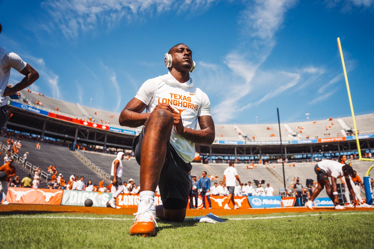 Texas Football tweet media