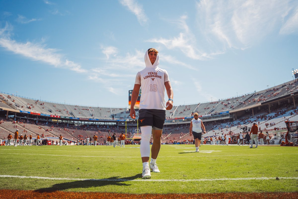 Texas Football tweet media