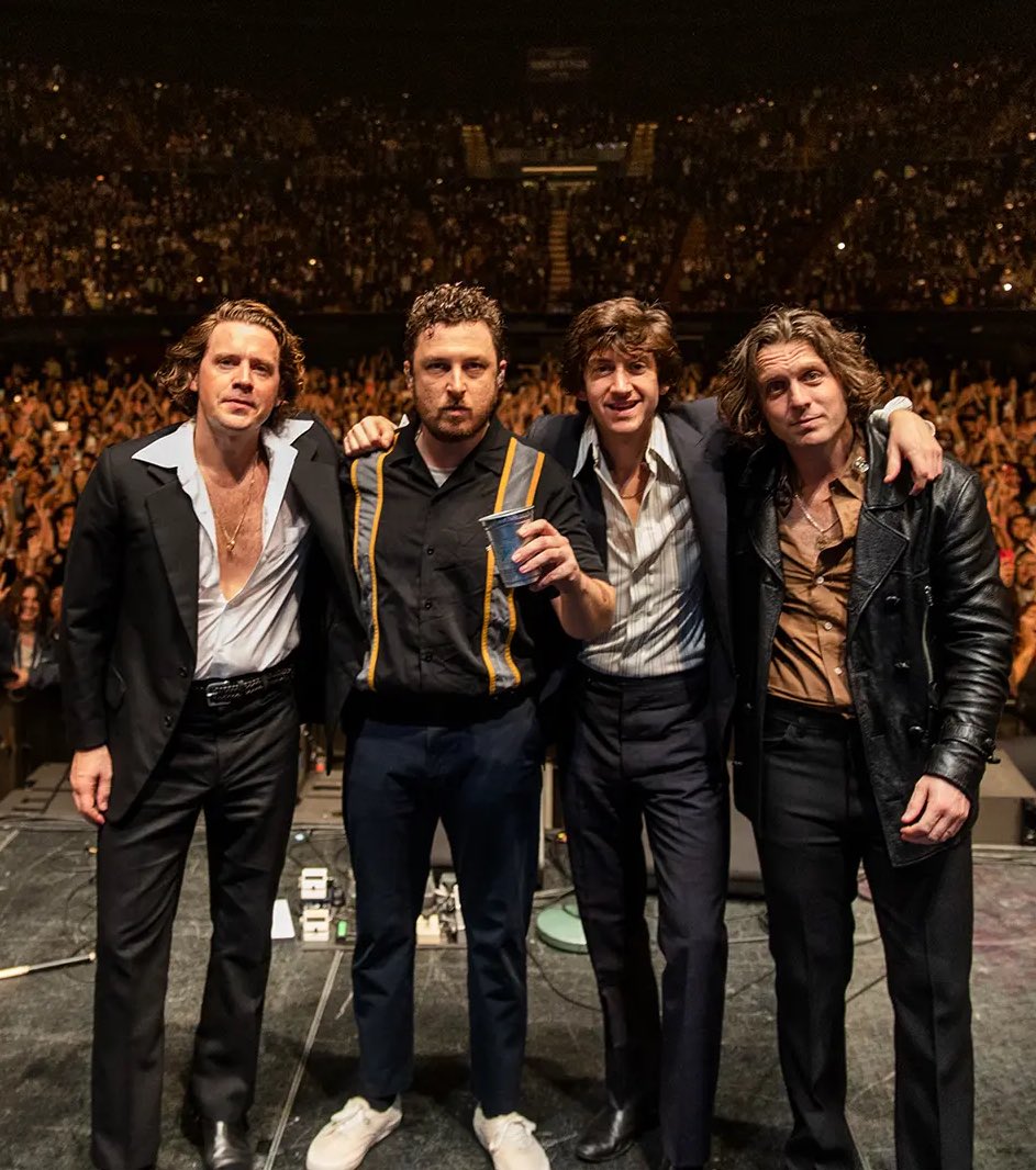 Arctic Monkeys Japan tweet media