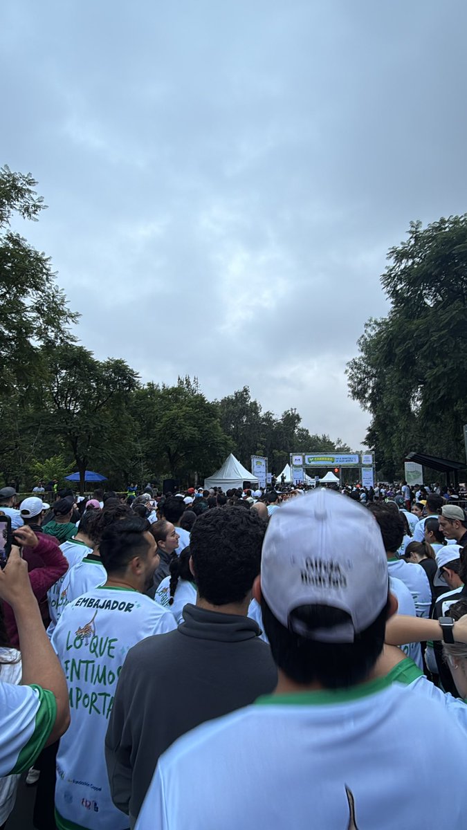 _m_o_n_c__'s tweet image. Lo mío no es ser runner pero lo
Logramos  #running  #friends