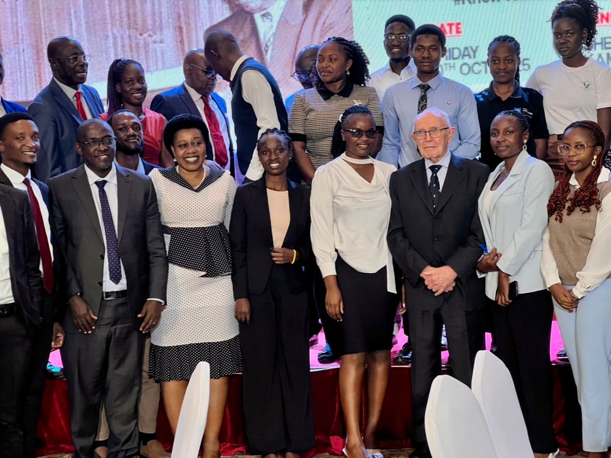 matene_k75801's tweet photo. Yesterday was a very productive day to me and my team Hope Initiative club commemorating 30 years of the uganda constitution at sheraton kampala  and i take this opportunity to thank CCG for giving us such opportunities. https://t.co/X5vNUlbR5D
