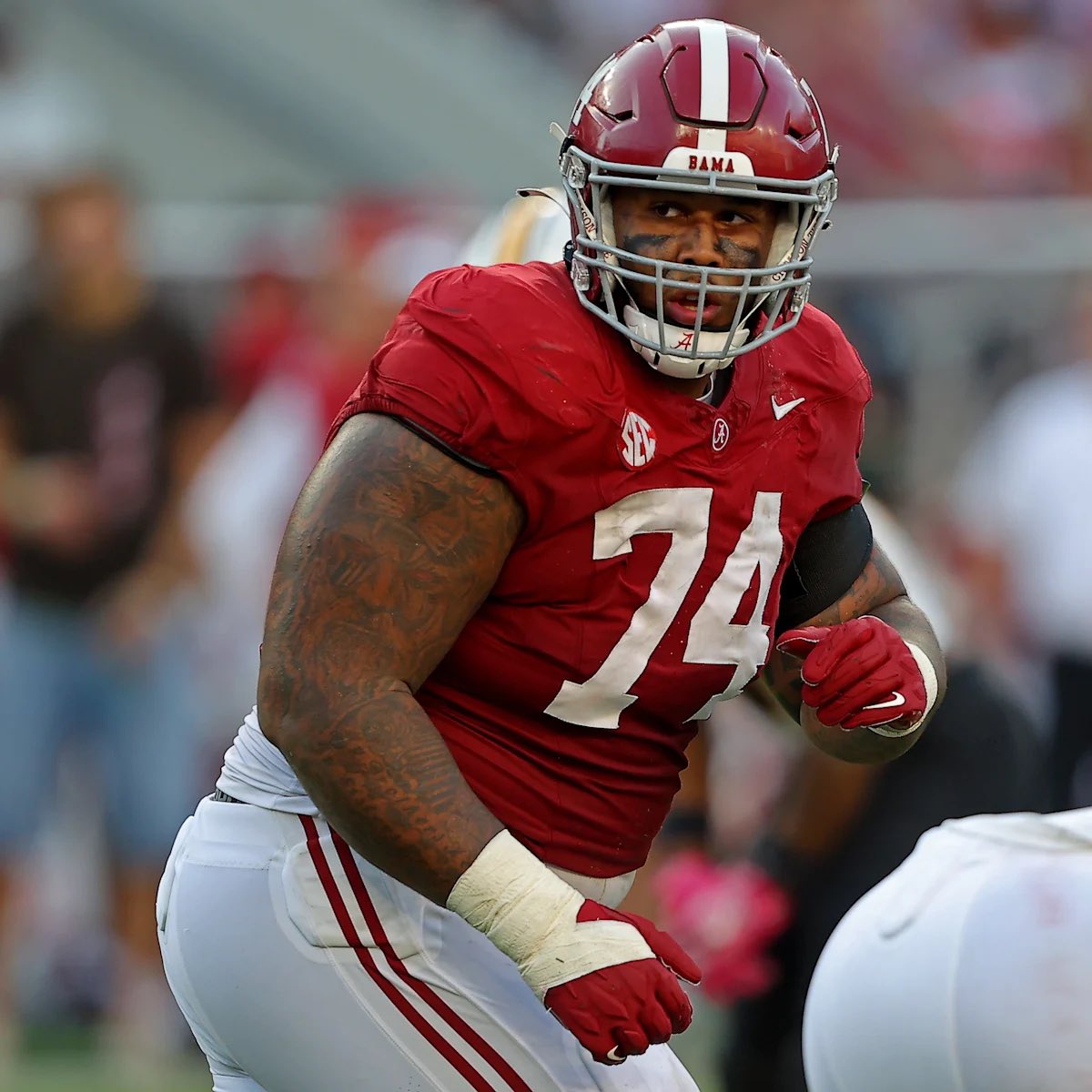 h8erhood's tweet image. Kadyn Proctor lining up in the Wildcat format for Alabama has to be the scariest thing for a defense to see.