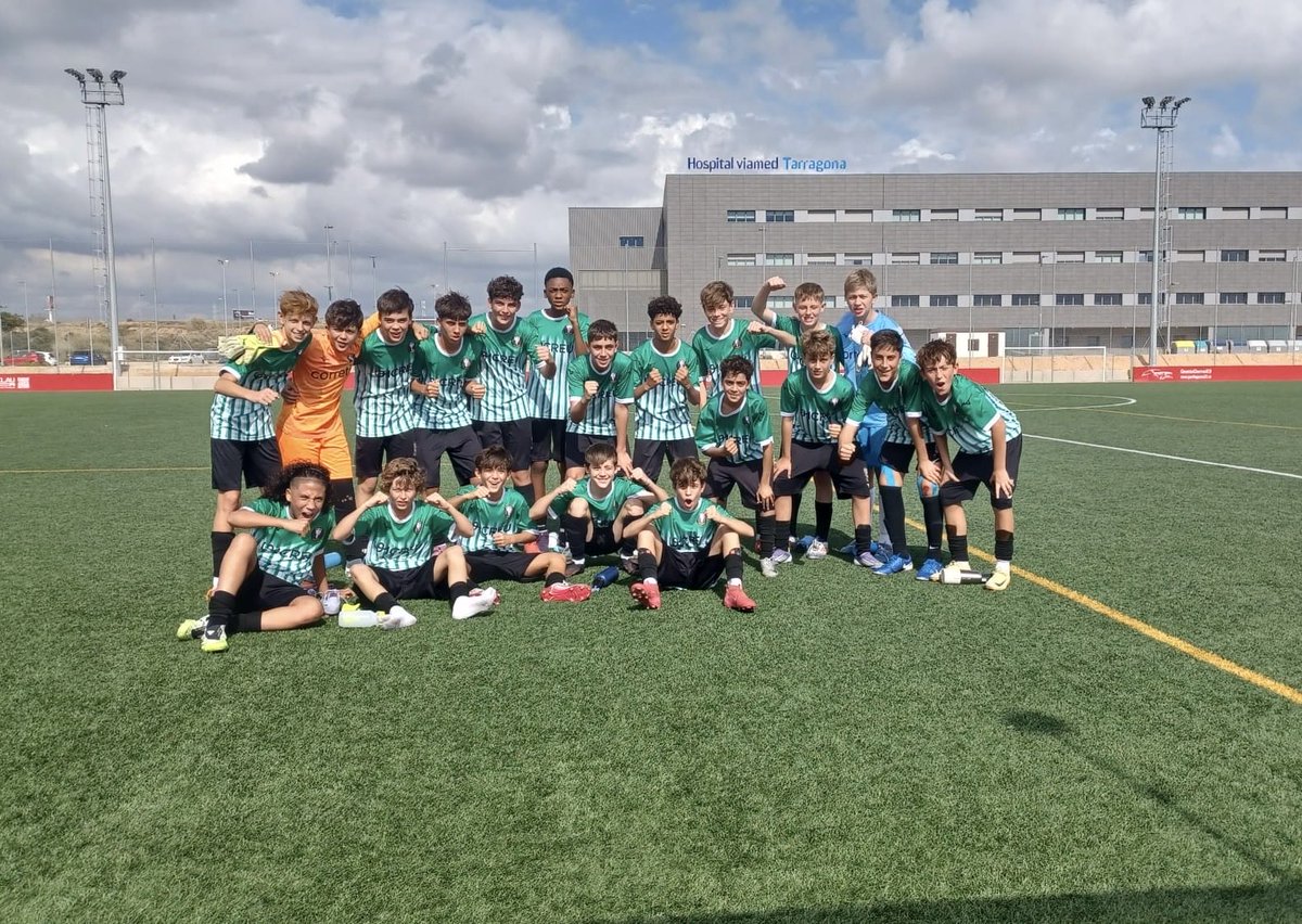 Vic Riuprimer REFO (@vicriuprimer) on Twitter photo 𝗥𝗘𝗦𝗨𝗟𝗧𝗔𝗧𝗦 | Futbol Base
Infantil S14 “A”
🏆 Divisió Honor Infantil Grup 1 Jornada 4
<a href="/NASTICTARRAGONA/">NÀSTIC DE TARRAGONA</a> “A” 1 - 2 Vic Riuprimer Refo “A”
⚽️ Aitor
⚽️ Àlex
#SomhiVicRiuprimerRefo 🔴⚫️ #JuntsUnEquip #VicActivat #Osona 𝗥𝗘𝗦𝗨𝗟𝗧𝗔𝗧𝗦 | Futbol Base
Infantil S14 “A”
🏆 Divisió Honor Infantil Grup 1 Jornada 4
<a href="/NASTICTARRAGONA/">NÀSTIC DE TARRAGONA</a> “A” 1 - 2 Vic Riuprimer Refo “A”
⚽️ Aitor
⚽️ Àlex
#SomhiVicRiuprimerRefo 🔴⚫️ #JuntsUnEquip #VicActivat #Osona