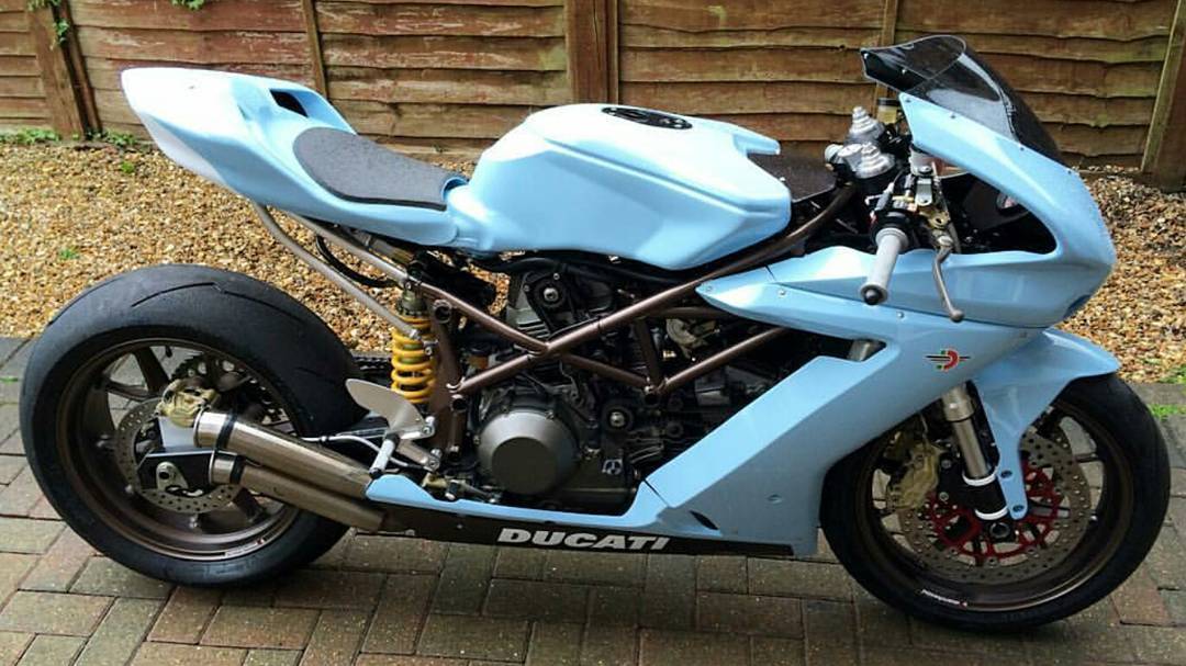 MoreMotorcycles's tweet photo. #Ducati https://t.co/oYs9jZ5ccf