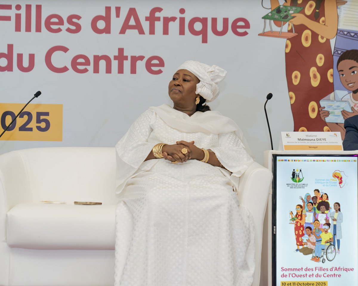 C’est le sommet des filles de l'Afrique de l'ouest et du centre avec @unicefafrica . Un moment historique qui rassemble à Dakar des filles venues de 24 pays de la sous régions pour défendre les droits des filles.  Honorée d'être à leurs côtés ❤️
internationalDayOfTheGir