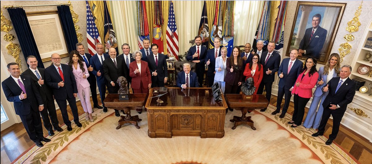 TrumpIsEvil2020's tweet image. There are literally millions of INTELLIGENT, TALENTED, KIND, EMPATHETIC PEOPLE LIVING IN THE USA.  HTF did we end up with these motherfuckers????  #TrumpTariffs #TrumpEpsteinFiles #TrumpsGovernmentShutdown #TrumpIsUnfitForOffice #GOPShutdown #impeach #DemocracyUnderThreat