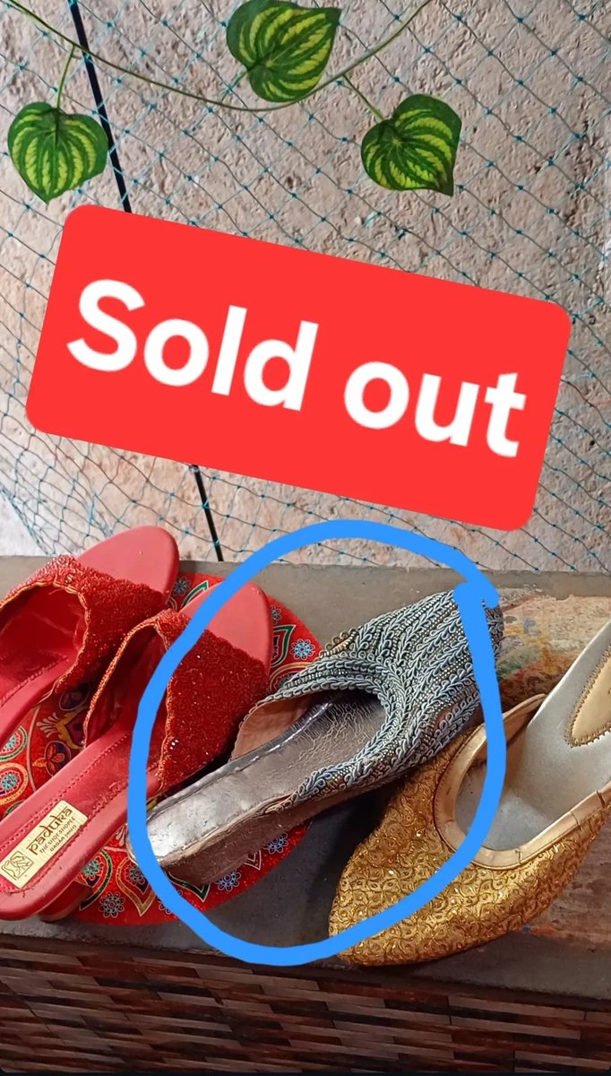 jennymalk76's tweet photo. Only 2 pairs left—your last chance to prove devotion. These aren’t shoes, they’re symbols of my power and your place. Buy now or stay beneath those who did.
#Femdom #Findom #Tribute #SoldOutQueen #PayUpPig #FinancialDomination #LastChance https://t.co/1ofaO7hruR