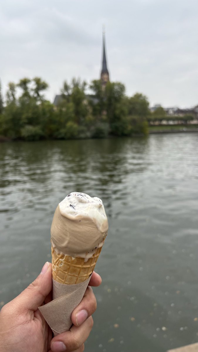 Last day in Germany. Gelato and Views.