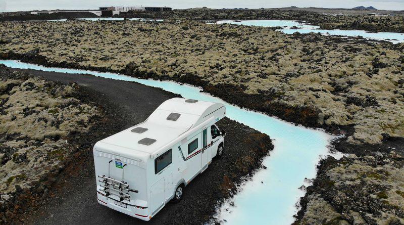 🎙COOLCATION: la tendència de moda de viatjar fent caravaning buscant destinacions amb temperatures baixes 
➡️ Al <a href="/Caravaningbcn/">Salón Caravaning</a> <a href="/Fira_Barcelona/">Fira Barcelona</a> hi ha
<a href="/IslandToursES/">IslandTours</a> , empresa que fa 24 anys que organitza RUTES GUIADES per ISLÀNDIA, Noruega, Nova Zelanda👇
rac1.cat/directe