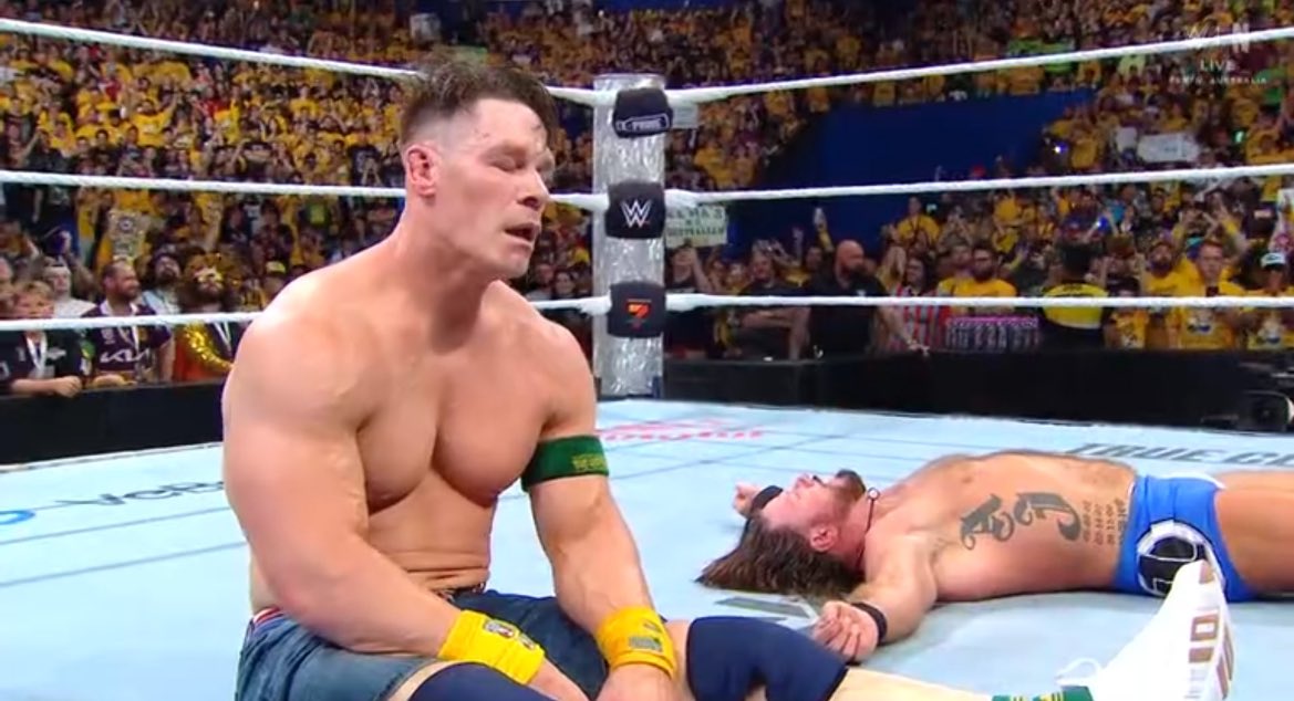 Its_Eleanor's tweet image. WOW JUST WOW. 

#WWECrownJewel