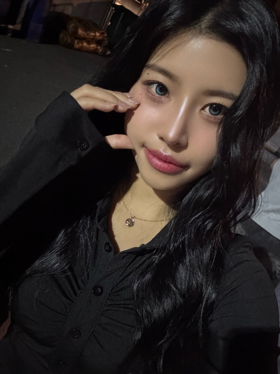 xingermany's tweet image. [🦦-📸] ESHA Plus Chat Update

- Hattet ihr schöne Feiertage, Ready~???❤️❤️ Habt ihr alle Songpyeon gegessen???? Wollt ihr ein paar meiner Reiskuchen??🍡🍡

#XIN #엑신 
#ESHA #이샤