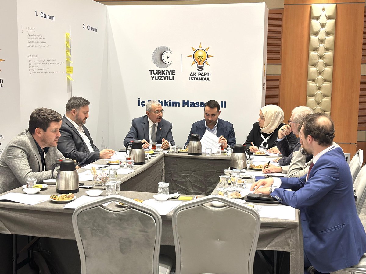 Türkiye Yüzyılı İstanbul için Ortak Akıl Çalıştayına katıldım. Çok sayıda masalar oluşturularak toplumun beklentilerine cevaplar nasıl verilir üzerine geniş kapsamlı değerlendirmeler yapıldı.

Çalıştayın yapılmasını gündeme alan, hazırlayan ve davete icabet eden katılımcıları
