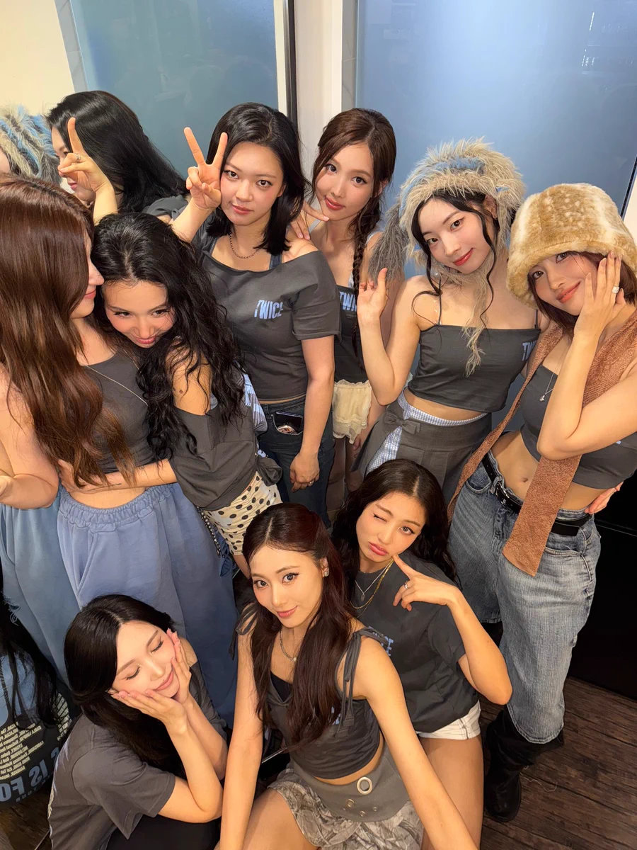 TWICE on X / X