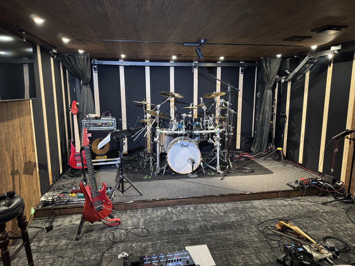 BassistBOH's tweet photo. 金沢Edge Music Barありがとうございました（B・o・H）✨
#soLi https://t.co/LMsbfP9710