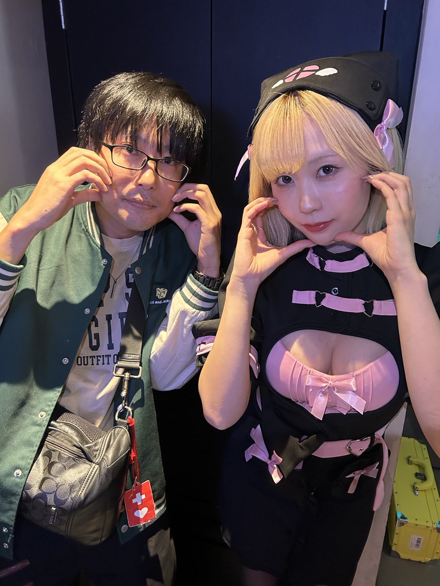 taiga007561771's tweet image. 夜道雪のイベント行ってきた🥃

長丁場お疲れ様🫡

どの写真もかわいい🥰👍👍👍

@yomichiyuki 
#夜道雪
#夜道カフェ