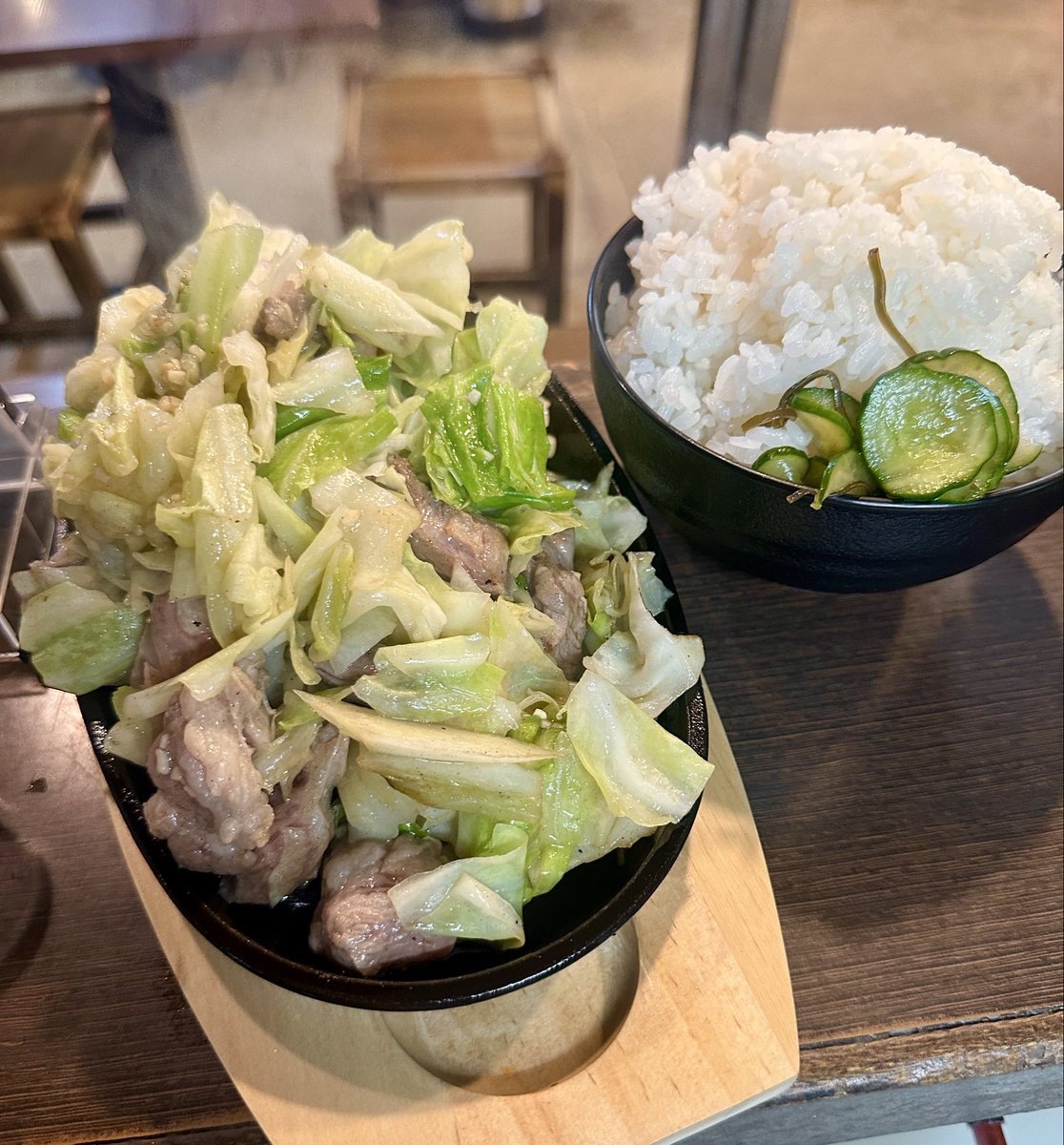 koenji_teppan's tweet photo. 10/12(日)12:00〜15:00
魔法の液体を手に入れ格段旨くなった
何かは言わない
舌で感じろ

#dontthinkfeel
#高円寺鉄板 https://t.co/Tk04JWgC0n