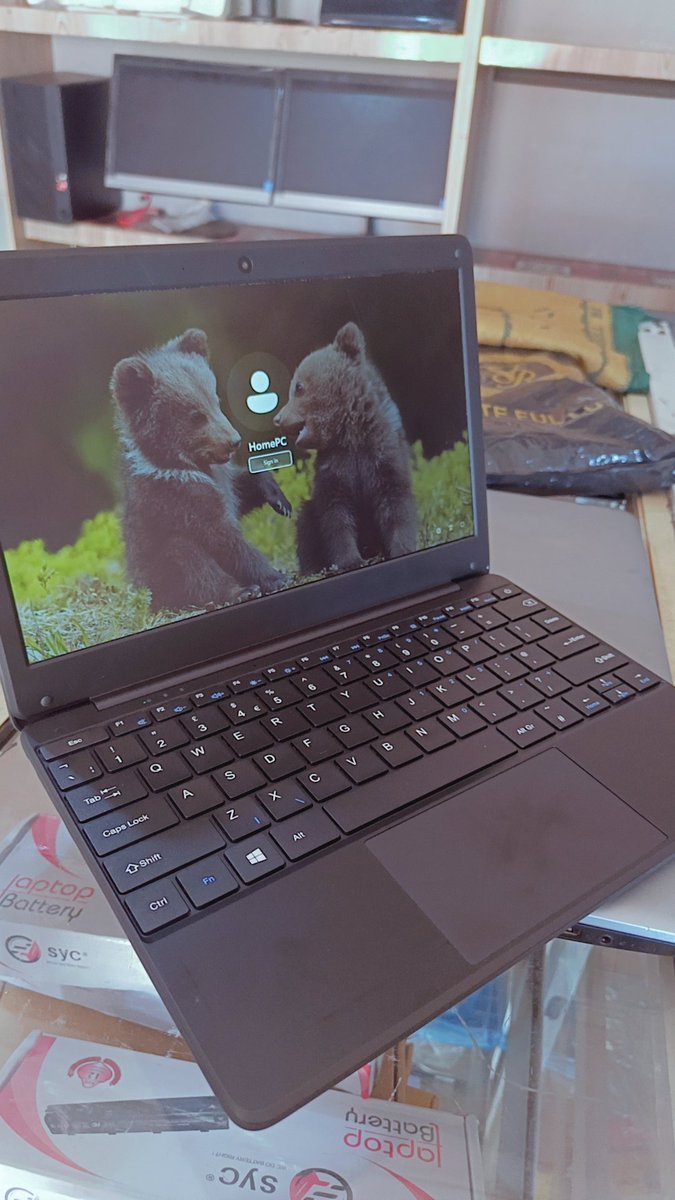 OsamaComputers's tweet photo. Geo laptop book 1.
64GB SSD
4gb Ram
memory card slut 
Intel 
Strong battery 5- 8 hours 
Suitable for light work and studies.
Price :-80k
Location :- Sokoto, Nation wide delivery.
08060701764 https://t.co/vUgVKFgoXL