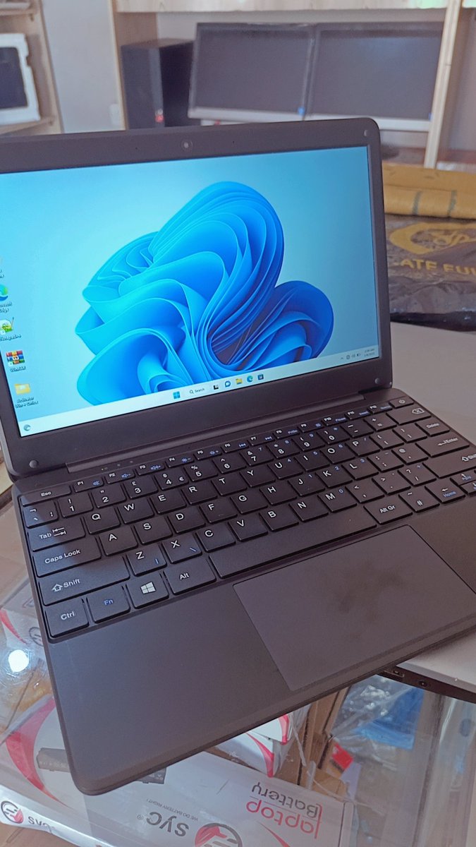 OsamaComputers's tweet photo. Geo laptop book 1.
64GB SSD
4gb Ram
memory card slut 
Intel 
Strong battery 5- 8 hours 
Suitable for light work and studies.
Price :-80k
Location :- Sokoto, Nation wide delivery.
08060701764 https://t.co/vUgVKFgoXL