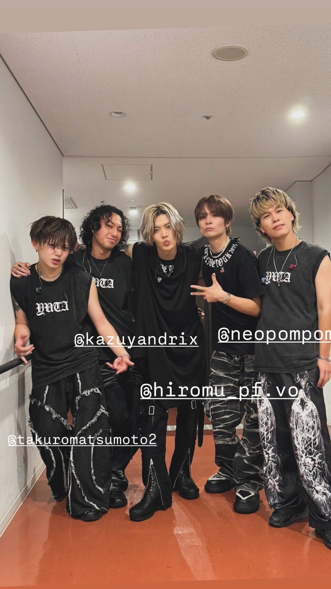 127CENTRAL's tweet image. 251011 #YUTA Instagram Story Updates

&quot;@.kazuyandrix
@.neopompom
@.hiromu_pf.vo
@.takuromatsumoto2&quot;

&quot;Day 1ありがとう👍👍&quot;

#유타 #中本悠太 #NCT127 
@NCTsmtown_127