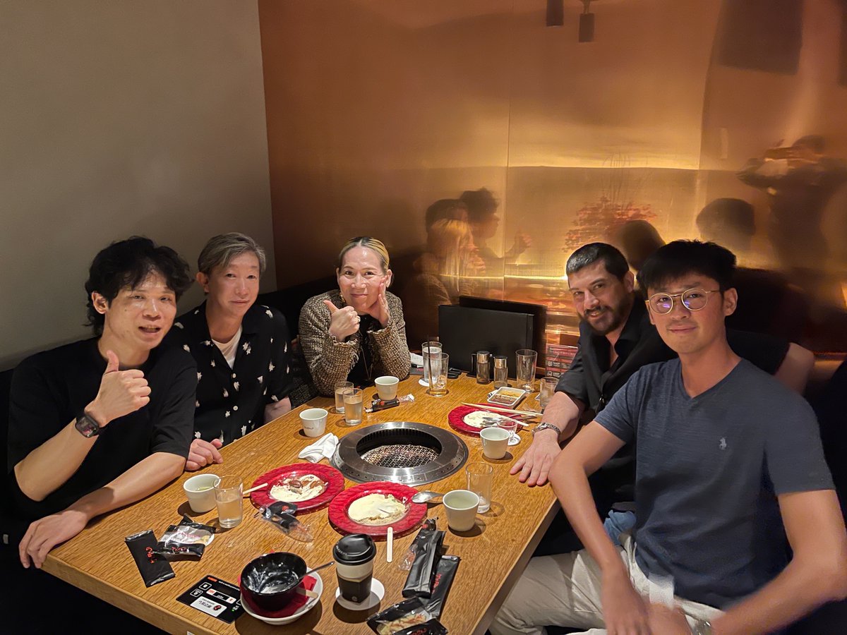 SIPO_Tokyo's tweet image. 💡カルダノの仲間と語る未来──リアルユースケースへ向けた夜
本日、カルダノ仲間の
@ADAFrog_Pool さん、@jinglescode さん、@KyosukeTakatuki さん、そして @SIPA_jp と共に、
焼肉を囲みながら楽しい食事ミーティングを行いました。…