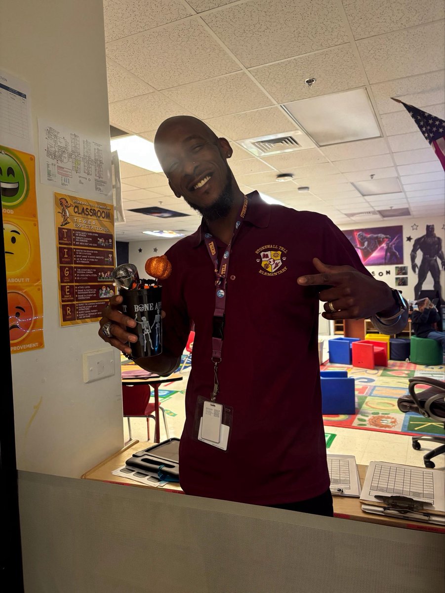 <a href="/StonewallTell/">Stonewall Tell ES</a> we have had tricks and treats for staff! Some sweet treats! Boo Baskets for staff members! Part 1 <a href="/NPorter17/">Nikki R. Porter</a> <a href="/TracyMcdonaldt2/">Tracy McDonald</a>