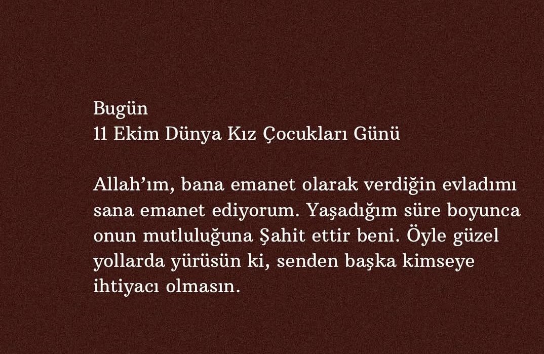 Kız çocukları günümüz kutlu olsun kızçeler 🤓