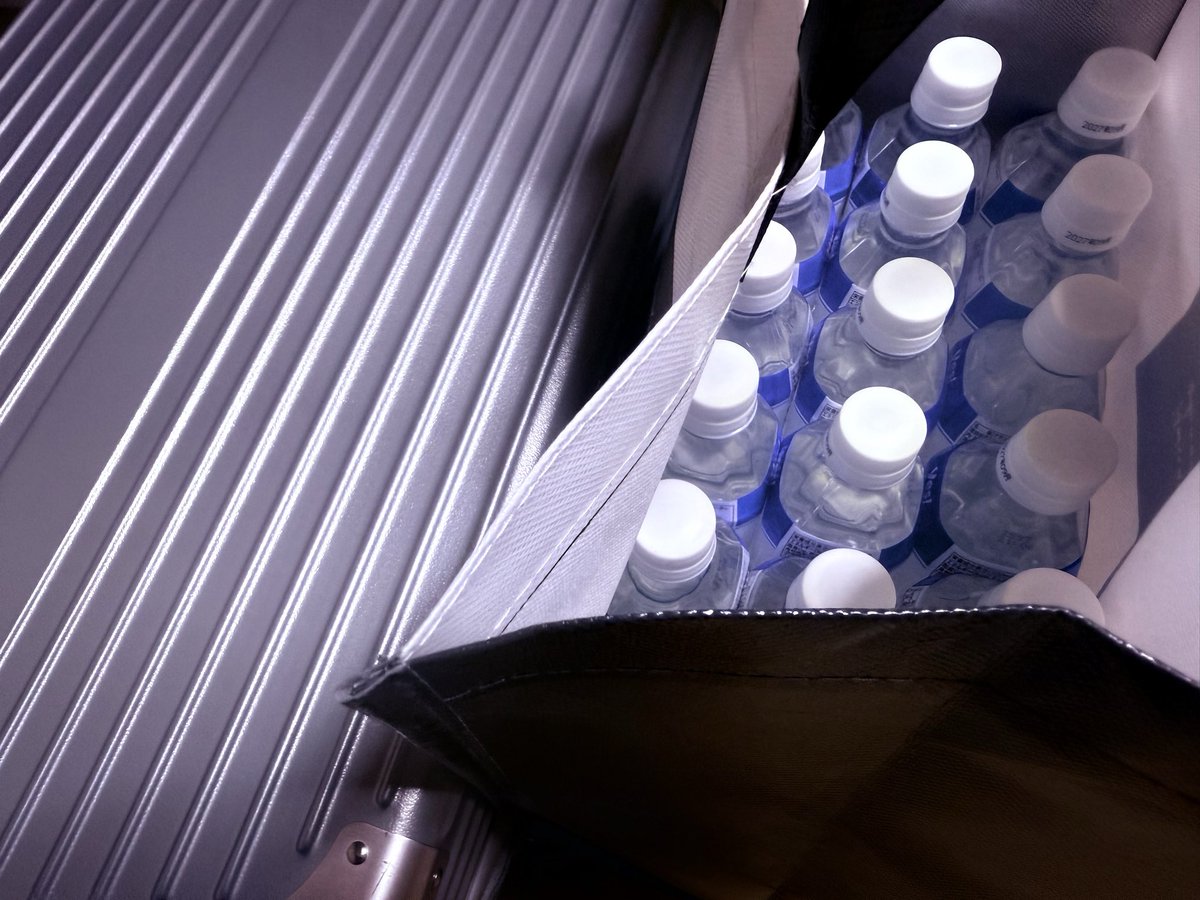 荷造り完了
大方ウエイトを占めるのは水