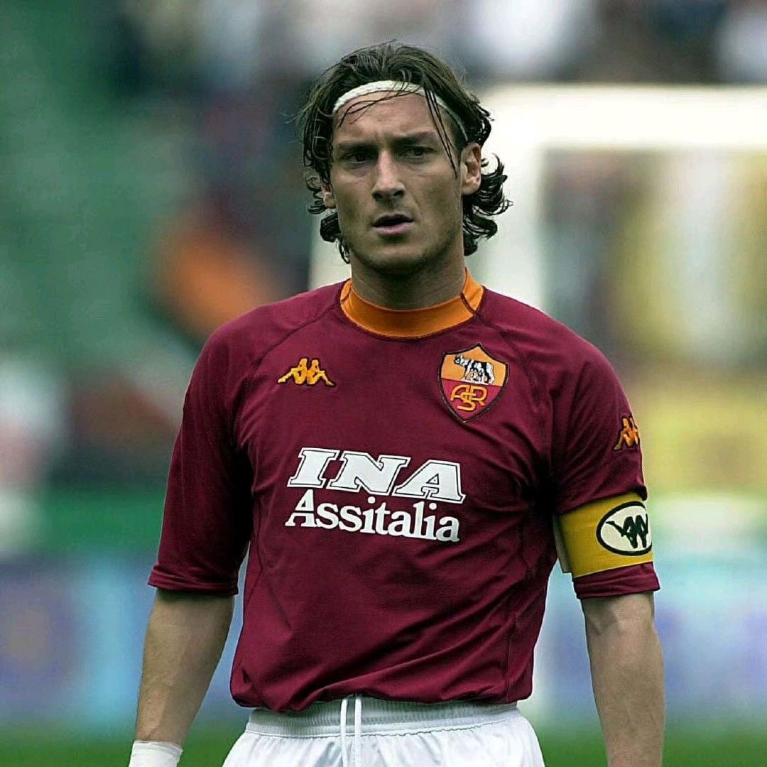 MadridXtra's tweet image. 🗣️ Totti: “There aren’t many Italian talents in Serie A. The only one I really like, although he’s not Italian, is Nico Paz. He’s the only one I’m watching.”