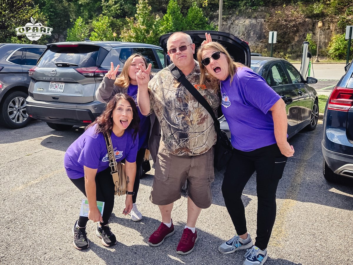 Opaafood's tweet image. Roaring River Team Building! Our Leadership Academy teams are already off to an amazing start—building connections, working on impactful projects, finding their rhythm together. 👏 #FunWithAPurpose #maketheirday