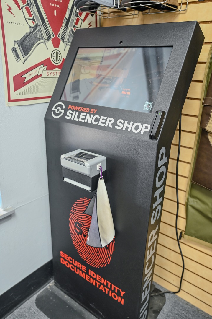 RazorbackArmory's tweet image. 🔇 Suppression FAQs — Part 1 
What’s the fastest &amp;amp; easiest way to get a suppressor? Come into Razorback Armory to get everything set up correctly for smooth processing. 

We’re an Elite Powered by Silencer Shop location offering full concierge-level service from start to finish.