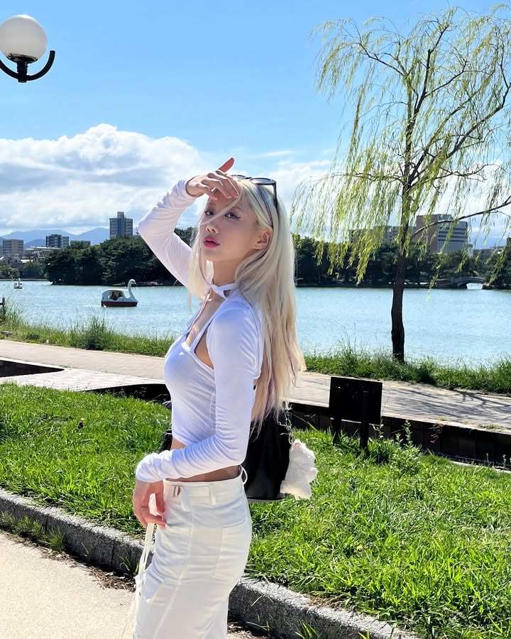 _purple_lee_40's tweet image. 라스트 팡 🇯🇵 꼭 다시 만나요!!✨✨ 
스케줄을 가장한 휴가같은 느낌.. ꒰ঌ(⃔ ⌯' '⌯)⃕໒꒱˚₊·—̳͟͞͞♥˚₊·—̳͟͞͞♥
다음엔 어디 나라에서 퍼플이가 등장할까 🤩

#fukuoka #japan #kpopclass #후쿠오카 #일본