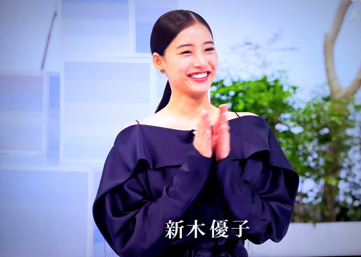 Aikoro2672251's tweet image. ステンドグラスより透明感半端なく綺麗♡
新木優子ちゃん
ポニーテールも可愛い🩷♡
全ての仕草がキュート
新MC 堀田真由ちゃんとnon・no 同じモデル
#新木優子 #良いこと悪いこと #堀田真由 #アナザースカイ