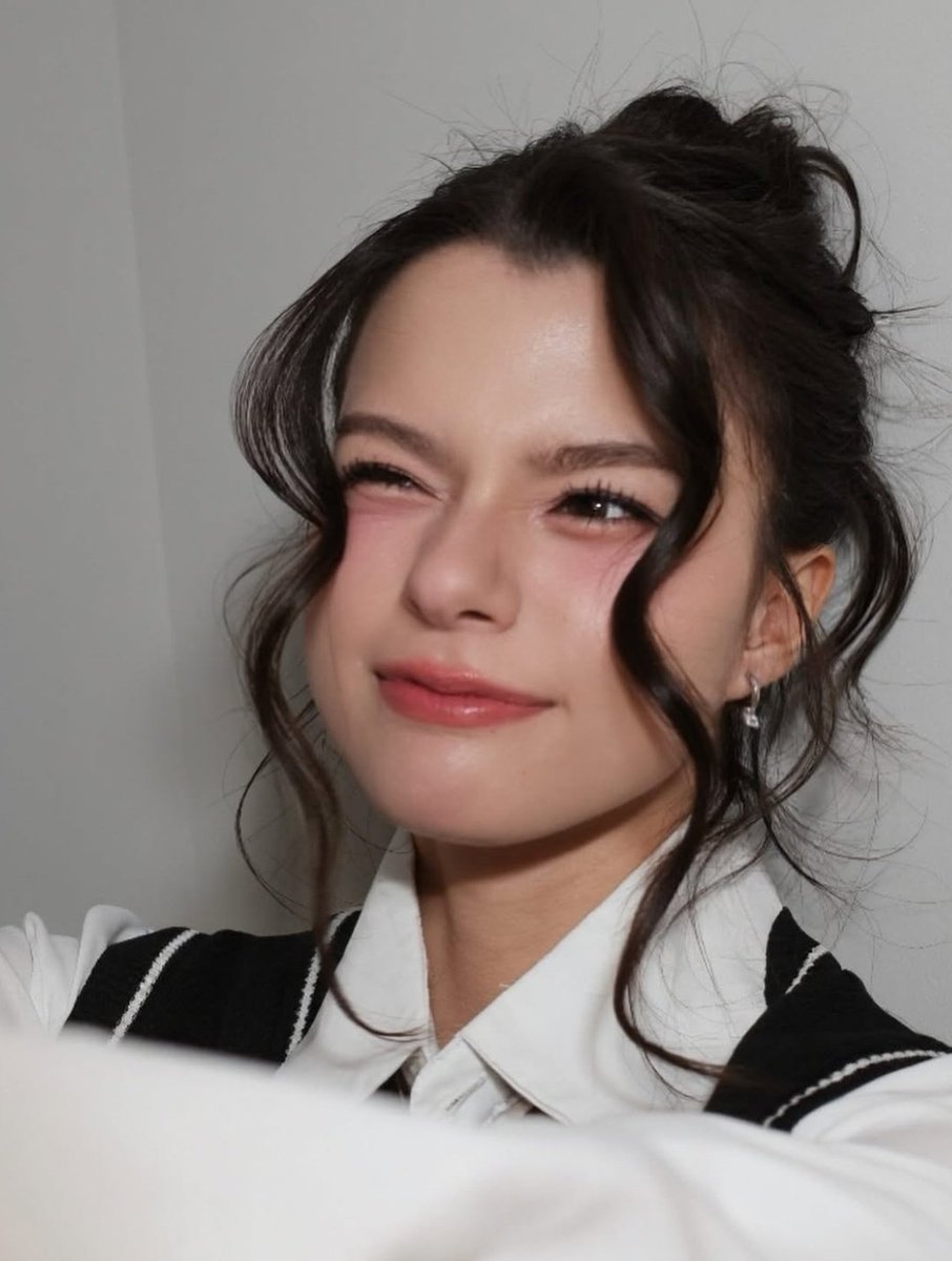 kieutou_serbia's tweet image. Suay mak maaak 🫠
SAROCHA REBECCA HAPPY TIME
#FreenBeckyFMinOsaka