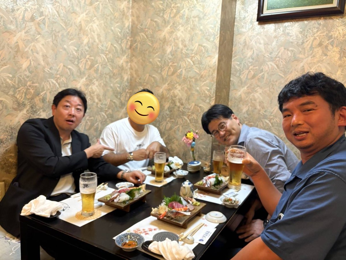 ijyuoya's tweet image. 今日は40周年記念のお寿司屋さんで会合。いつもありがたい。こんな日もある。明日は早朝から東京へ契約と現地調査。#不動産投資